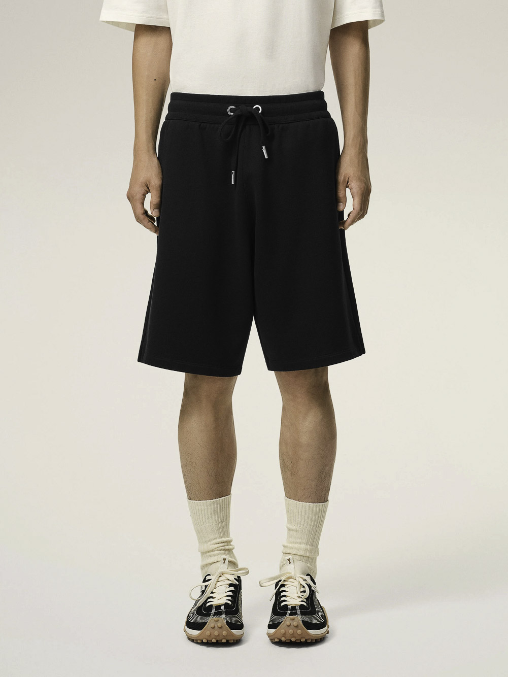 SHORT WITH CONTRASTED AMI DE COEUR