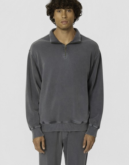 DROPPED SHOULDER HALF-ZIP CREWNECK