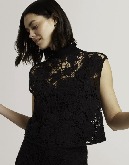 AENABET Cropped Crochet Top