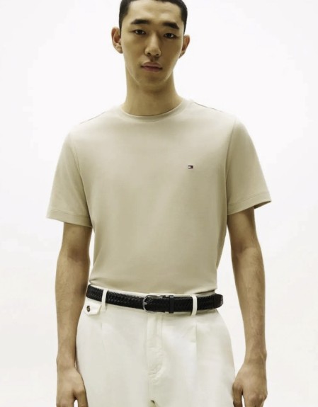 TOMMY HILFIGER  T-shirt