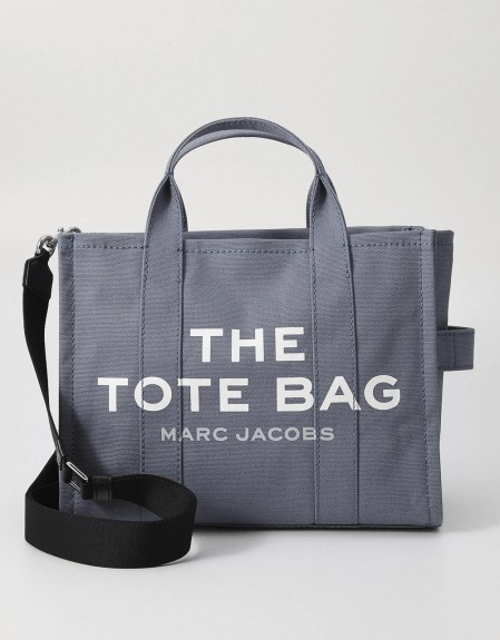 THE MEDIUM TOTE