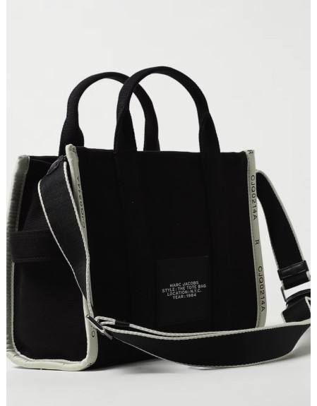 THE MEDIUM TOTE