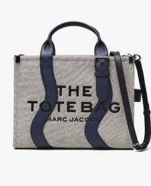 THE MEDIUM TOTE