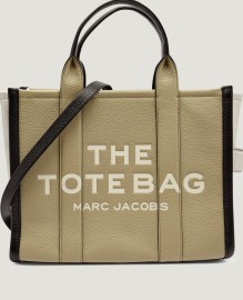 THE MEDIUM TOTE